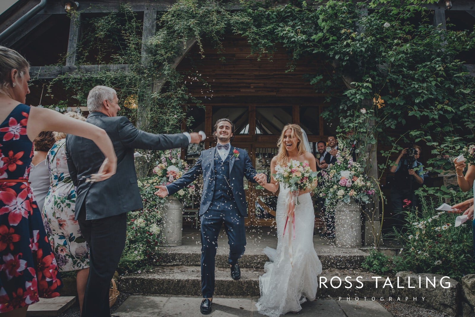 jack-caros-nancarrow-farm-wedding-photography_0127