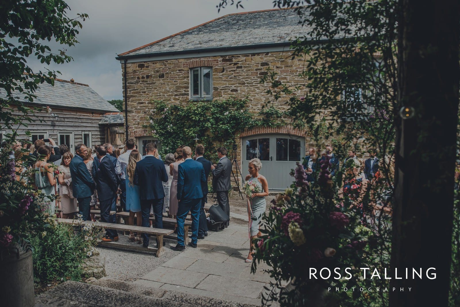 jack-caros-nancarrow-farm-wedding-photography_0091