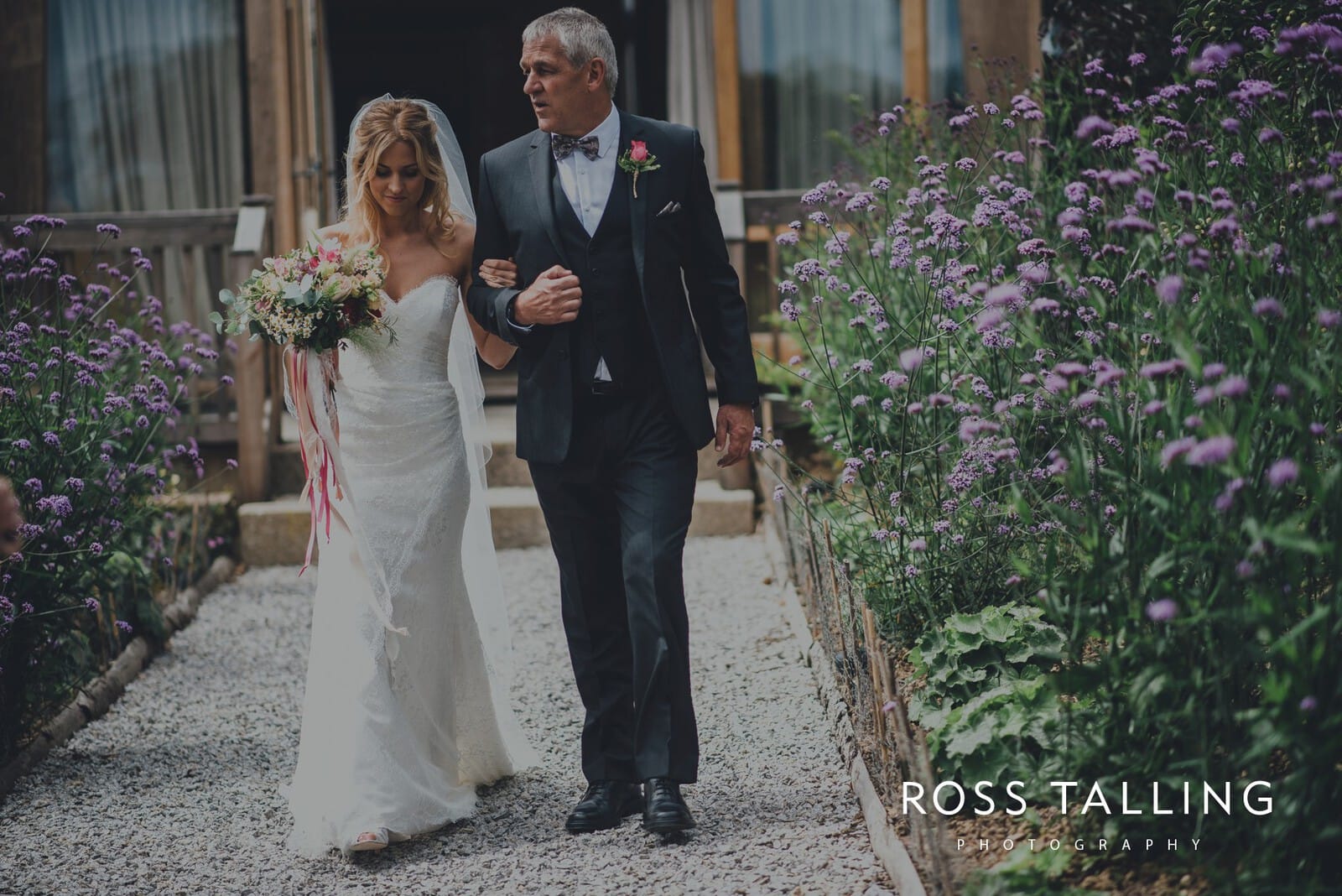 jack-caros-nancarrow-farm-wedding-photography_0086
